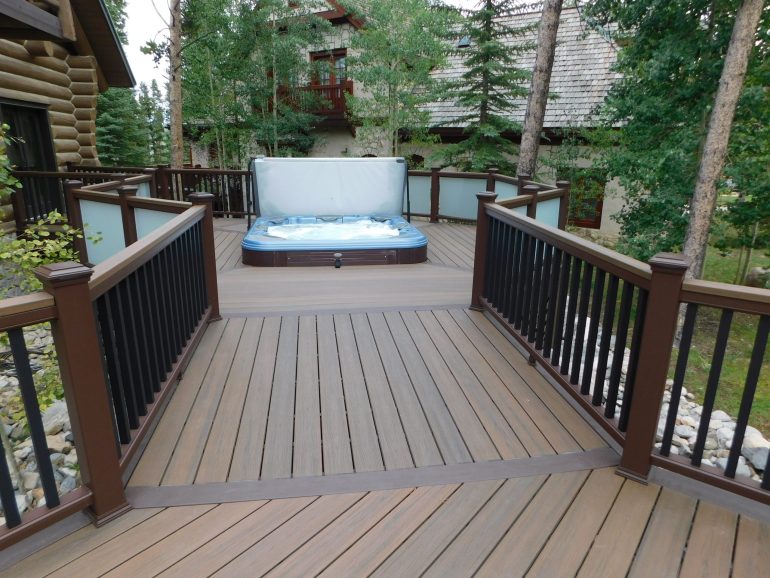 How to Design a Deck That Complements Your Home’s Style